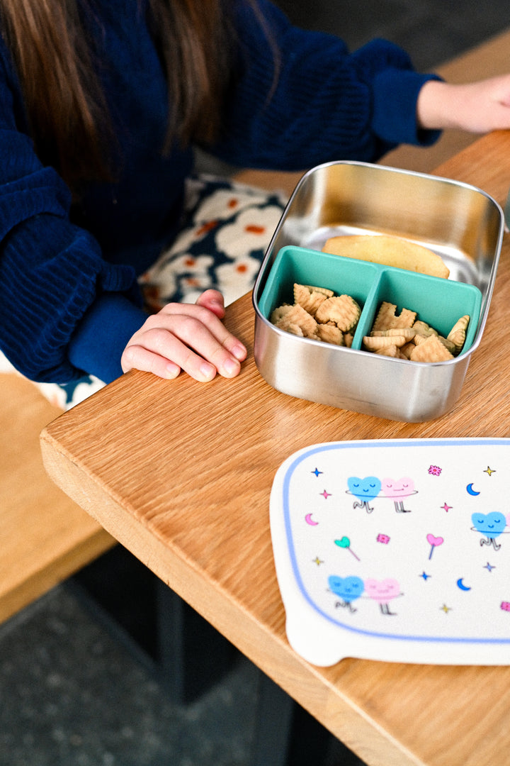 Dancing Hearts stainless steel lunch box with removable compartments